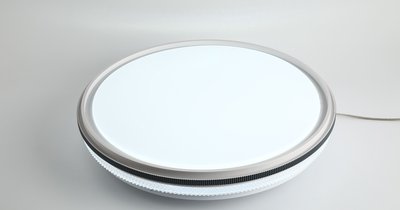 Oprawy LED wewnętrzne – barwa, moc i klasa IP